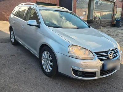 Gebraucht VW Golf V Comfortline 105 PS (77 kW) 2008 Silber Kombi