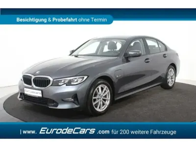 Gebraucht BMW 320e Sport Line 204 PS (150 kW) 2022 Grau Limousine