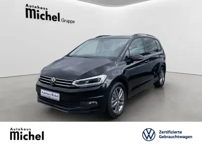 Neu VW Touran Comfortline 150 PS (110 kW) 2026 Grau Van / Kleinbus