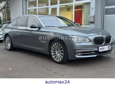 Gebraucht BMW 750L 449 PS (330 kW) 2014 Grau Limousine