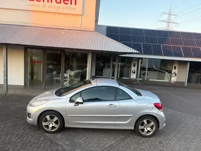 Gebraucht Peugeot 207 CC 2010 Silber Cabrio