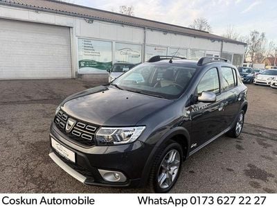 Grau Gebraucht 2021 Dacia Sandero Prestige Limousine | 9.490 € (Guter Preis)