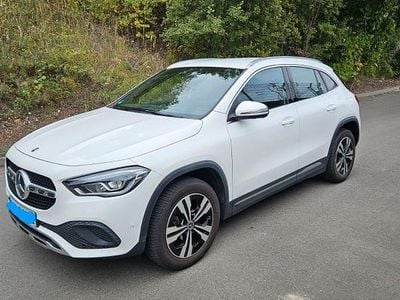 Mercedes GLA200