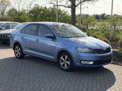 Usata Skoda Rapid Ambition 105 CV (77 kW) 2013 Blu Utilitaria
