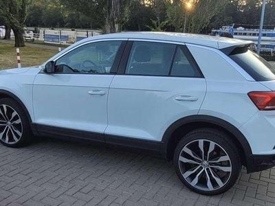 Gebraucht VW T-Roc Basis 116 PS (85 kW) 2018 SUV