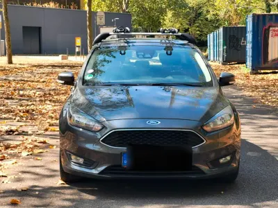 Gebraucht Ford Focus 125 PS (91 kW) 2018 Grau Limousine