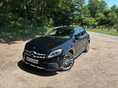 Gebraucht Mercedes GLA180 Edition 122 PS (89 kW) 2018 Schwarz SUV