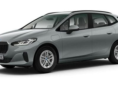 Grau Gebraucht 2024 BMW 225 Active Tourer Luxury Line Van / Kleinbus | 35.445 € (Fairer Preis)