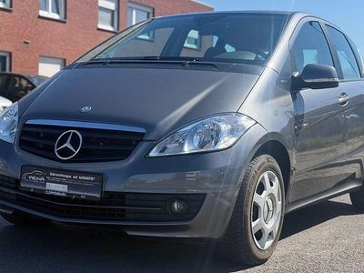 Usata Mercedes A180 Avantgarde 116 CV (85 kW) 2011 Grigio Berlina