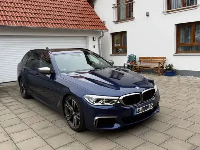 Gebraucht BMW M550 Performance 400 PS (294 kW) 2019 Blau Kombi
