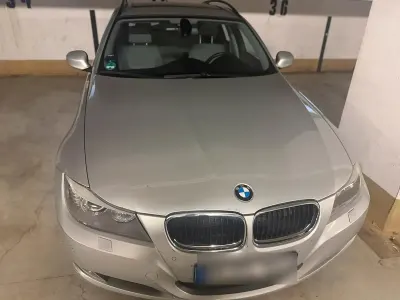Gebraucht BMW 320 177 PS (130 kW) 2009 Silber Kombi
