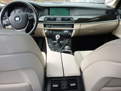 gebraucht BMW 523 i Navi HUD Panoramadach Leder CD NR Garage Top Zustand