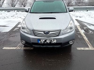 Silber Gebraucht 2012 Subaru Outback Active Limousine | 6.200 € (Fairer Preis)