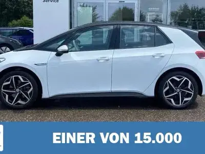 Gebraucht VW ID.3 Comfortline 150 kW (204 PS) 2023 Weiß metallic Kleinwagen