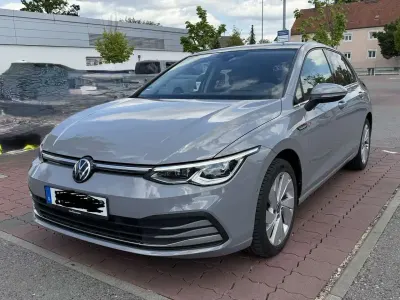Używany VW Golf VIII Style 150 KM (110 kW) 2022 Szary Hatchback
