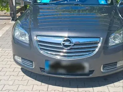 Gebraucht Opel Insignia 160 PS (117 kW) 2010 Grau Kombi