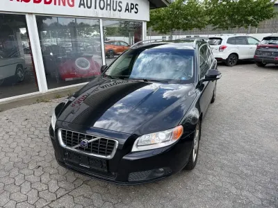 Gebraucht Volvo V70 Summum 185 PS (136 kW) 2009 Schwarz Kombi