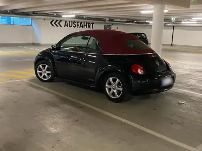 Gebraucht VW New Beetle Freestyle 115 PS (84 kW) 2009 Schwarz Kleinwagen