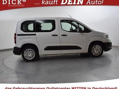 Gebraucht Opel Combo Life 102 PS (75 kW) 2022 Weiss Limousine