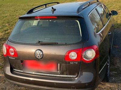 Gebraucht VW Passat 140 PS (102 kW) 2007 Braun Kombi