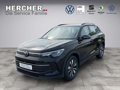 Gebraucht VW Tiguan Goal 150 PS (110 kW) 2025 Schwarz SUV