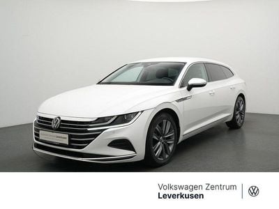 Gebraucht VW Arteon Elegance 150 PS (110 kW) 2023 Weiss / oryxweiss perlmutteffekt (metallic) Kombi