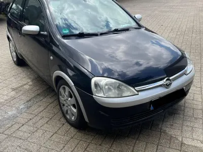 Gebraucht Opel Corsa 75 PS (55 kW) 2003 Schwarz Kleinwagen
