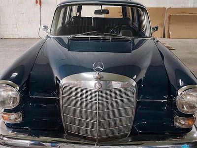 Gebraucht Mercedes 200 55 PS (40 kW) 1966 Blau Kombi