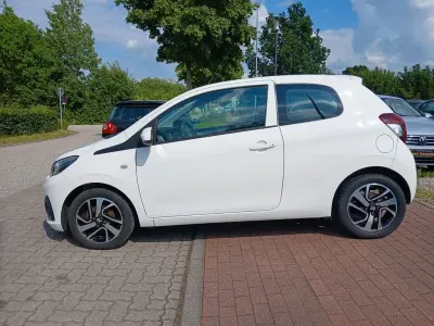 Gebraucht Peugeot 108 Allure 82 PS (60 kW) 2014 Weiß Kleinwagen