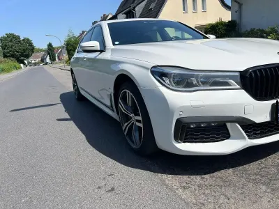Gebraucht BMW 740 iPerformance 326 PS (239 kW) 2016 Weiß Limousine