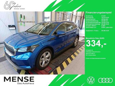 Raceblau Gebraucht 2022 Skoda Enyaq iV Loft SUV | 28.455 € (Guter Preis)