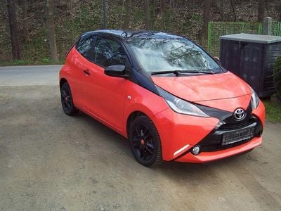 Gebraucht Toyota Aygo X-cite 69 PS (50 kW) 2014 Orange Kleinwagen