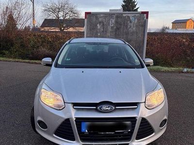 Gebraucht Ford Focus 101 PS (74 kW) 2013 Silber Kombi