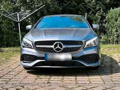 Usata Mercedes CLA220 Shooting Brake AMG line 184 CV (135 kW) 2018 Grigio Station wagon