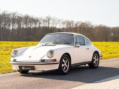 Second-hand Porsche 911S 179 CP (131 kW) 1970 Bej