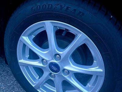 Gebraucht Ford Fiesta Trend 70 PS (51 kW) 2017 Schwarz Kleinwagen