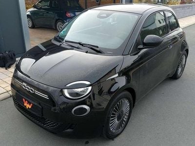 Gebraucht Fiat 500e Icon 86 kW (118 PS) 2022 Colore esterno (onyx schwarz) Kleinwagen