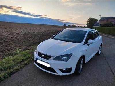 Weiß Gebraucht 2011 Seat Ibiza FR Coupé | 2.900 € (Superpreis)