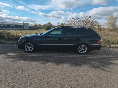 Mercedes E220