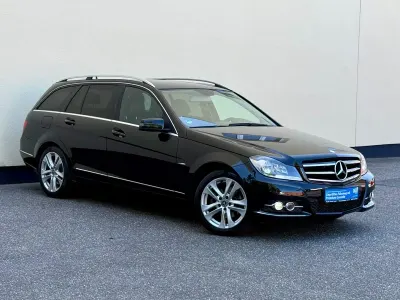 Gebraucht Mercedes C250 204 PS (150 kW) 2012 Schwarz Kombi