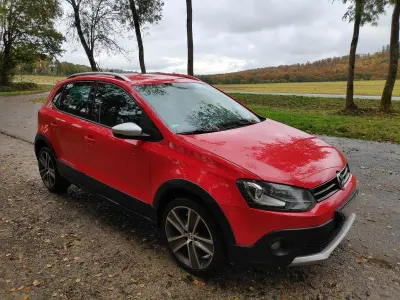 Gebraucht VW Polo Cross 105 PS (77 kW) 2014 Rot Kleinwagen