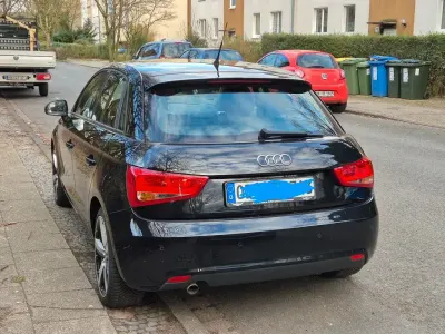 Gebraucht Audi A1 Sportback Ambition 86 PS (63 kW) 2012 Schwarz Kleinwagen