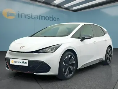Używany Cupra Born 169 kW (231 KM) 2023 Biały Hatchback