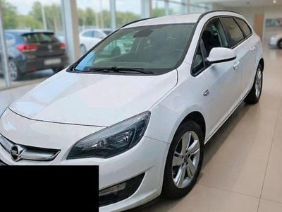 Usata Opel Astra 136 CV (100 kW) 2015 Bianco Station wagon
