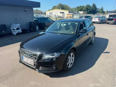 Gebraucht Audi A4 Attraction 143 PS (105 kW) 2011 Schwarz Kombi