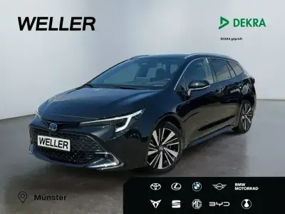Gebraucht Toyota Corolla Basis 140 PS (102 kW) 2025 Black mica / ink Kombi