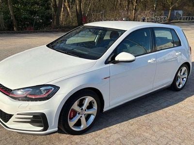 Gebraucht VW Golf VII GTI 245 PS (180 kW) 2019 Weiß Limousine