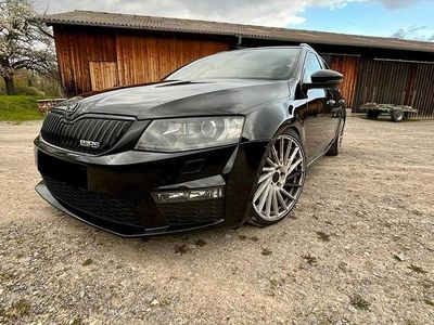 Second-hand Skoda Octavia RS 220 CP (161 kW) 2015 Negru Hatchback