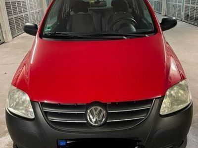 gebraucht VW Fox 1.2 rot mit HU bis 08/2025