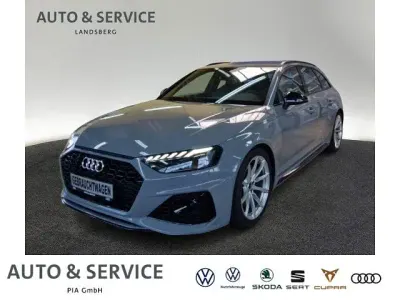 Gebraucht Audi RS4 Sport 450 PS (330 kW) 2024 Grau Kombi